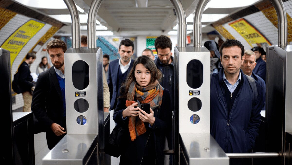 
                        Après la fin du ticket, les tourniquets de 50 stations du métro parisien sont remplacés par ces nouvelles portes          
