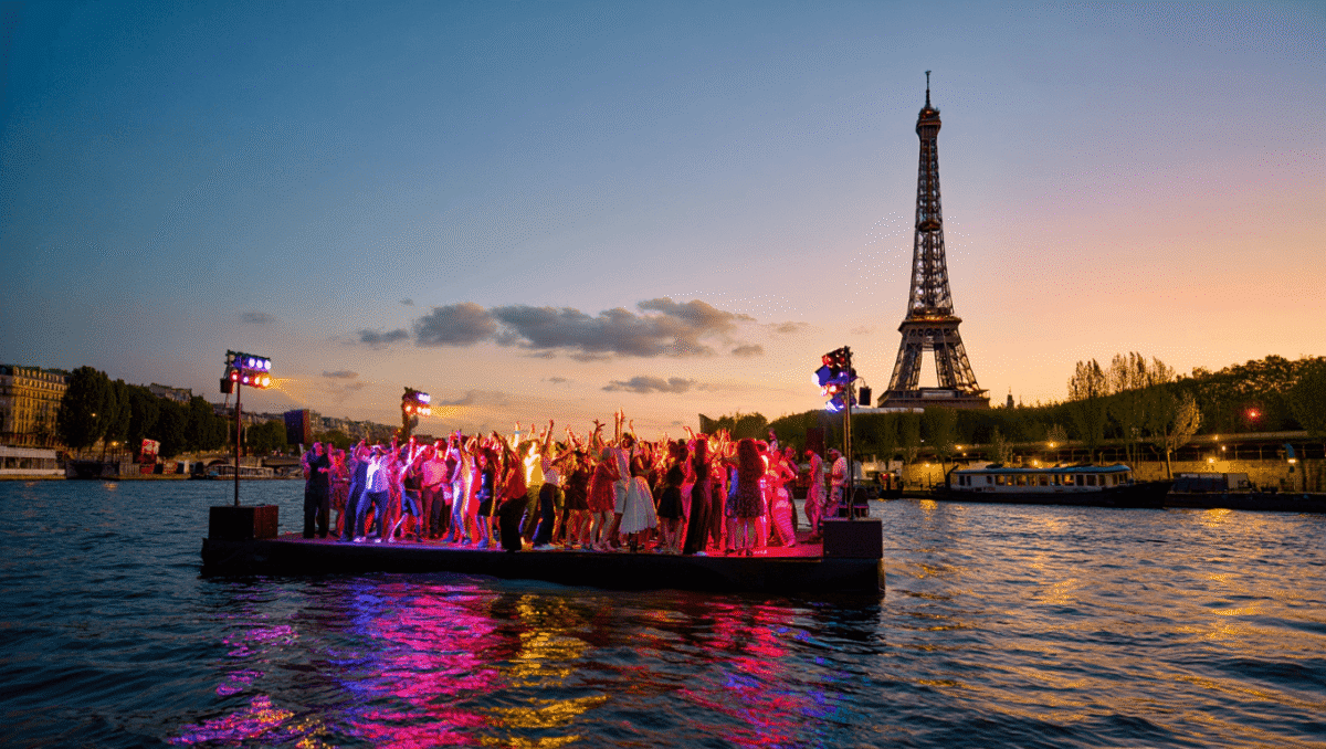 Et si vous dansiez sur la Seine cet été ?